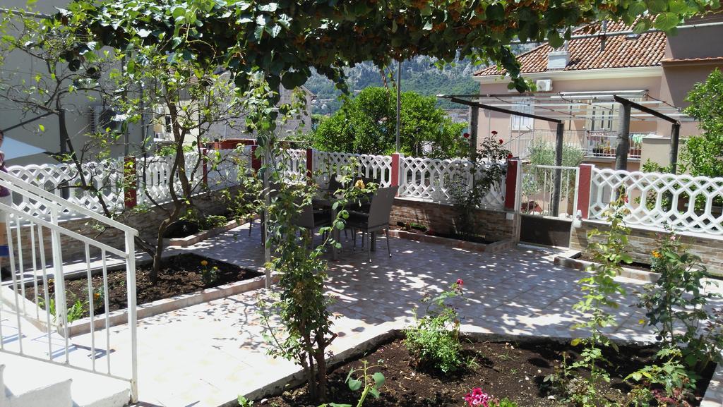 Badza Apartment Kotor Exterior photo