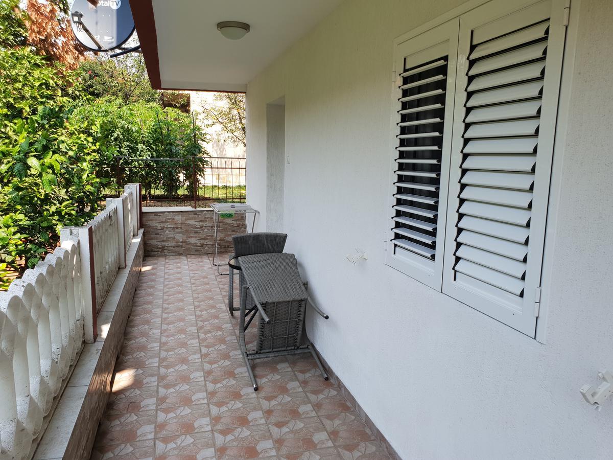 Badza Apartment Kotor Exterior photo